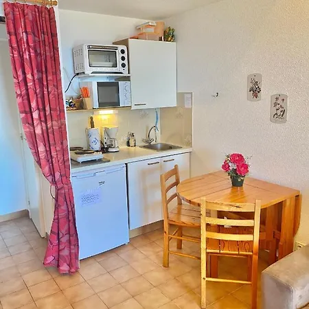 Yara Vue Mer Piscine 4pax 度假居